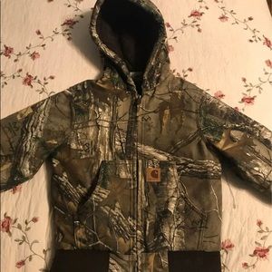 Boys carhartt real tree camo coat